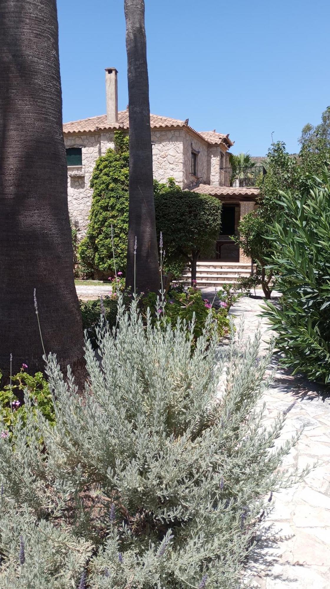 Castello Bellos Villas & Apartments Keri エクステリア 写真
