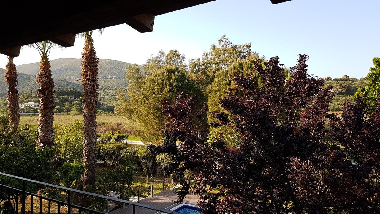 Castello Bellos Villas & Apartments Keri エクステリア 写真
