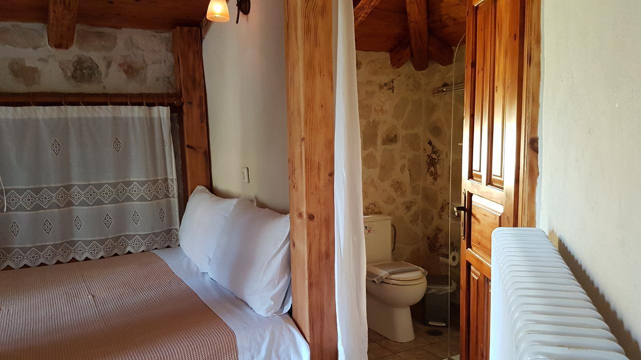 Castello Bellos Villas & Apartments Keri エクステリア 写真